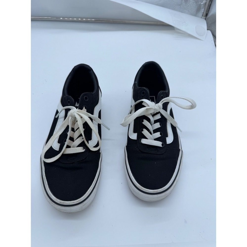 Vans Ward Black White Canvas Low Top Skate Shoes Womens 8 500714